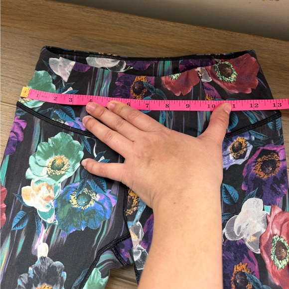 CALIA Carrie Underwood Leggings Size XS Floral Black and Multicolor - Picture 6 of 8